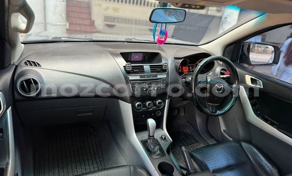 Comprar Novo Mazda BT-50 Prata Carro em Maputo em Maputo Comprar Novo Mazda BT-50 Prata Carro em Maputo em Maputo