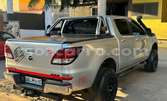 Comprar Novo Mazda BT-50 Prata Carro em Maputo em Maputo Comprar Novo Mazda BT-50 Prata Carro em Maputo em Maputo