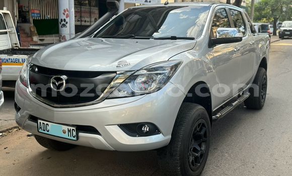 Comprar Novo Mazda BT-50 Prata Carro em Maputo em Maputo Comprar Novo Mazda BT-50 Prata Carro em Maputo em Maputo