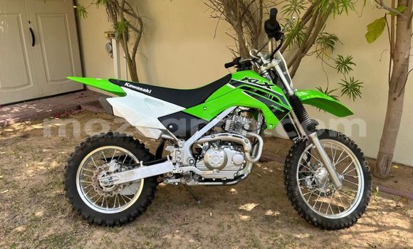 Comprar Usado Kawasaki KX Verde Moto em Maputo em Maputo