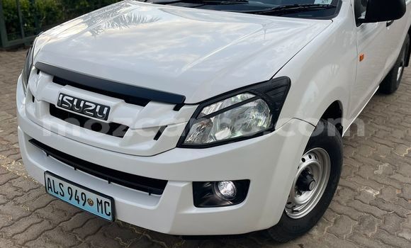 Buy Used Isuzu D-MAX White Car in Maputo in Maputo Buy Used Isuzu D-MAX White Car in Maputo in Maputo