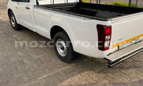 Buy Used Isuzu D-MAX White Car in Maputo in Maputo Buy Used Isuzu D-MAX White Car in Maputo in Maputo