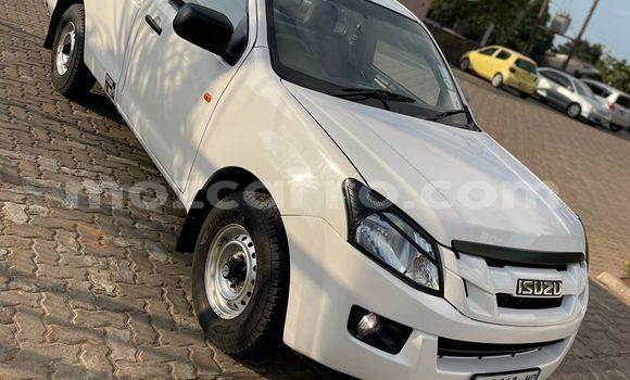 Buy Used Isuzu D-MAX White Car in Maputo in Maputo Buy Used Isuzu D-MAX White Car in Maputo in Maputo