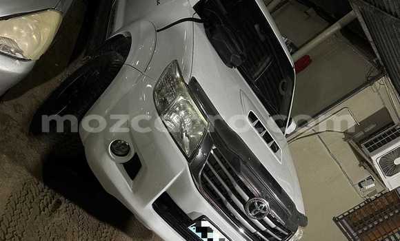 Comprar Usado Toyota Hilux Branco Carro em Maputo em Maputo Comprar Usado Toyota Hilux Branco Carro em Maputo em Maputo