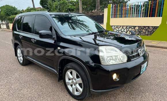 Comprar Usado Nissan X-Trail Preto Carro em Maputo em Maputo