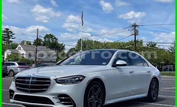 Comprar Usado Mercedes‒Benz S-Class Branco Carro em Ancuabe em Cabo Delgado Comprar Usado Mercedes‒Benz S-Class Branco Carro em Ancuabe em Cabo Delgado