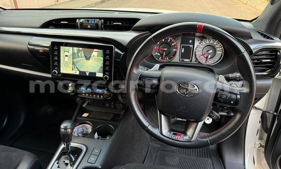 Comprar Novo Toyota Hiluxe Revo Branco Carro em Maputo em Maputo Comprar Novo Toyota Hiluxe Revo Branco Carro em Maputo em Maputo