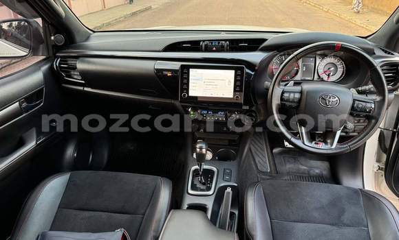 Buy New Toyota Hilux White Car in Maputo in Maputo Buy New Toyota Hilux White Car in Maputo in Maputo