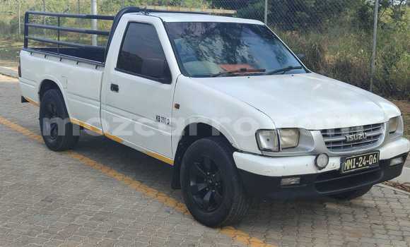 Buy Used Isuzu KB White Car in Maputo in Maputo