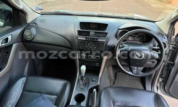 Tenga Tsaru Mazda BT-50 Sirivha Mota in Maputo in Maputo Tenga Tsaru Mazda BT-50 Sirivha Mota in Maputo in Maputo