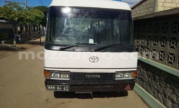 Nunua Ilio tumika Toyota Coaster Nyingine Gari ndani ya Maputo nchini Maputo Nunua Ilio tumika Toyota Coaster Nyingine Gari ndani ya Maputo nchini Maputo