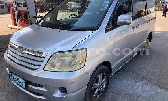 Nunua Ilio tumika Toyota Noah Nyingine Gari ndani ya Maputo nchini Maputo Nunua Ilio tumika Toyota Noah Nyingine Gari ndani ya Maputo nchini Maputo