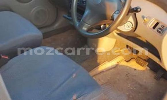 Nunua Ilio tumika Toyota FunCargo Nyingine Gari ndani ya Maputo nchini Maputo Nunua Ilio tumika Toyota FunCargo Nyingine Gari ndani ya Maputo nchini Maputo