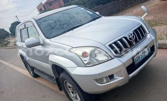 Nunua Ilio tumika Toyota Land Cruiser Prado Nyeupe Gari ndani ya Maputo nchini Maputo Nunua Ilio tumika Toyota Land Cruiser Prado Nyeupe Gari ndani ya Maputo nchini Maputo