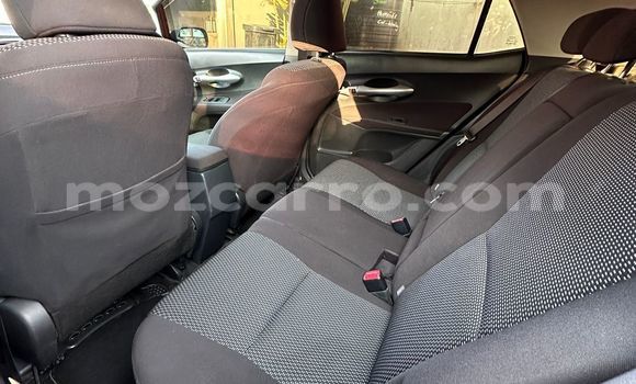 Comprar Usado Toyota Auris Vermelho Carro em Maputo em Maputo Comprar Usado Toyota Auris Vermelho Carro em Maputo em Maputo