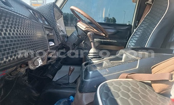 Nunua Ilio tumika Toyota Dyna Brown Gari ndani ya Maputo nchini Maputo Nunua Ilio tumika Toyota Dyna Brown Gari ndani ya Maputo nchini Maputo