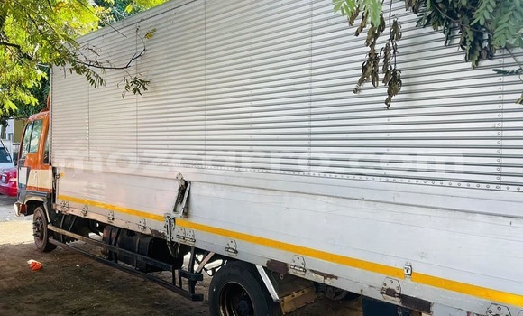 Nunua Ilio tumika Hispano-Suiza K6 Nyingine Gari ndani ya Beira nchini Sofala Nunua Ilio tumika Hispano-Suiza K6 Nyingine Gari ndani ya Beira nchini Sofala