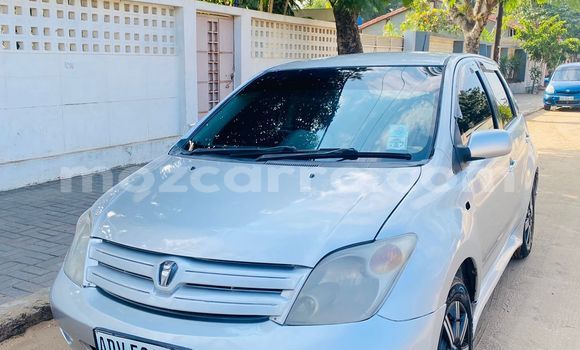 Nunua Ilio tumika Toyota IST Fedha Gari ndani ya Maputo nchini Maputo