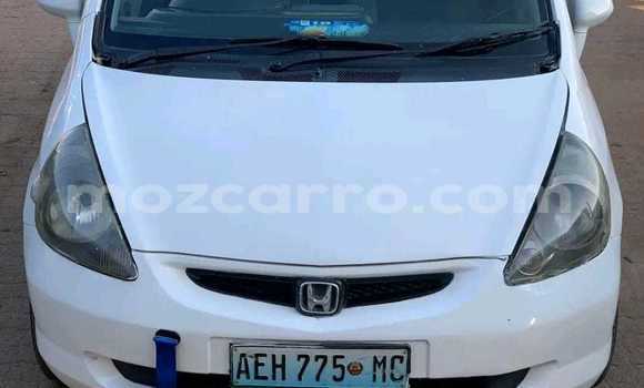 Comprar Usado Honda Fit Branco Carro em Maputo em Maputo Comprar Usado Honda Fit Branco Carro em Maputo em Maputo