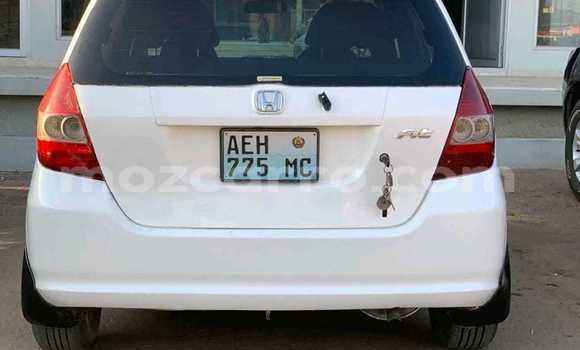 Comprar Usado Honda Fit Branco Carro em Maputo em Maputo Comprar Usado Honda Fit Branco Carro em Maputo em Maputo
