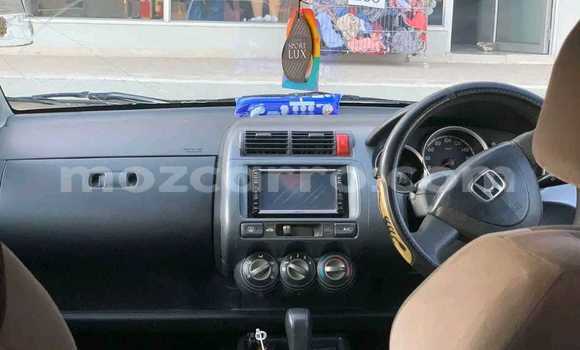 Comprar Usado Honda Fit Branco Carro em Maputo em Maputo Comprar Usado Honda Fit Branco Carro em Maputo em Maputo