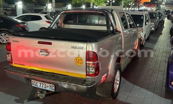 Tenga Tsaru Toyota Hilux Zvimwe Mota in Maputo in Maputo Tenga Tsaru Toyota Hilux Zvimwe Mota in Maputo in Maputo