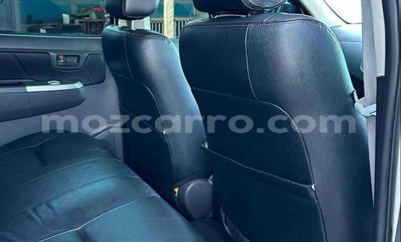 Tenga Tsaru Toyota Hilux Zvimwe Mota in Maputo in Maputo Tenga Tsaru Toyota Hilux Zvimwe Mota in Maputo in Maputo