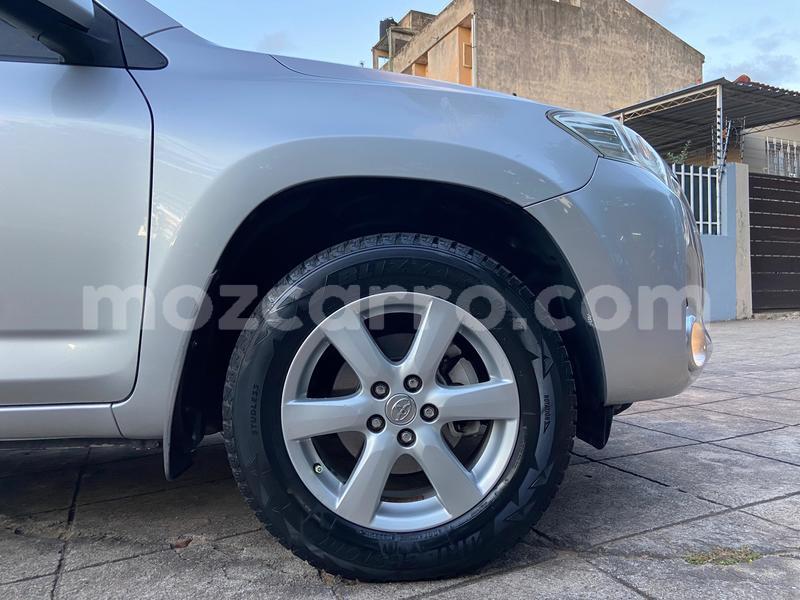 Big with watermark toyota vanguard maputo maputo 24895