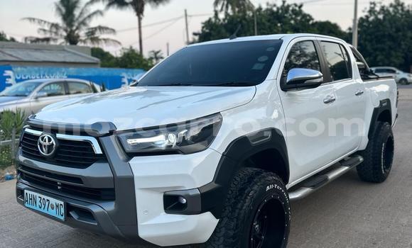 Nunua Mpya Toyota Hilux Nyeupe Gari ndani ya Maputo nchini Maputo Nunua Mpya Toyota Hilux Nyeupe Gari ndani ya Maputo nchini Maputo
