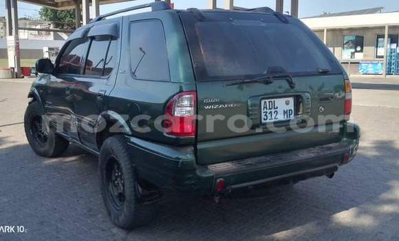 Comprar Usado Isuzu Wizard Verde Carro em Maputo em Maputo