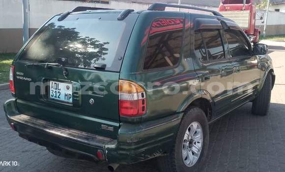 Nunua Ilio tumika Isuzu Wizard Kijani Gari ndani ya Maputo nchini Maputo Nunua Ilio tumika Isuzu Wizard Kijani Gari ndani ya Maputo nchini Maputo