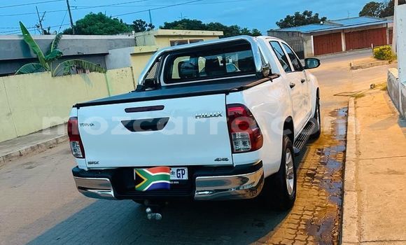 Tenga Tsaru Toyota Hiluxe Revo Chena Mota in Maputo in Maputo Tenga Tsaru Toyota Hiluxe Revo Chena Mota in Maputo in Maputo