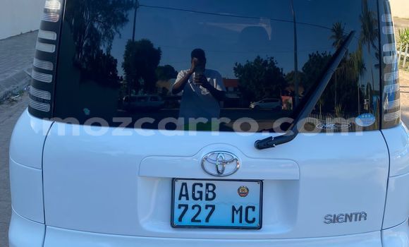 Buy Used Toyota Sienta White Car in Maputo in Maputo Buy Used Toyota Sienta White Car in Maputo in Maputo
