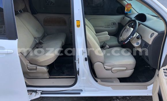 Buy Used Toyota Sienta White Car in Maputo in Maputo Buy Used Toyota Sienta White Car in Maputo in Maputo