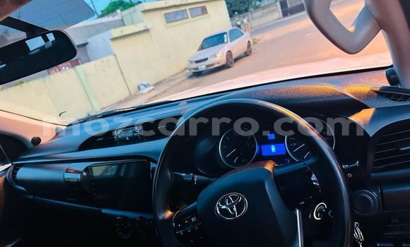 Buy Used Toyota Hilux White Car in Maputo in Maputo Buy Used Toyota Hilux White Car in Maputo in Maputo