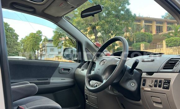 Tenga Tsaru Toyota Voxy Zvimwe Mota in Maputo in Maputo Tenga Tsaru Toyota Voxy Zvimwe Mota in Maputo in Maputo