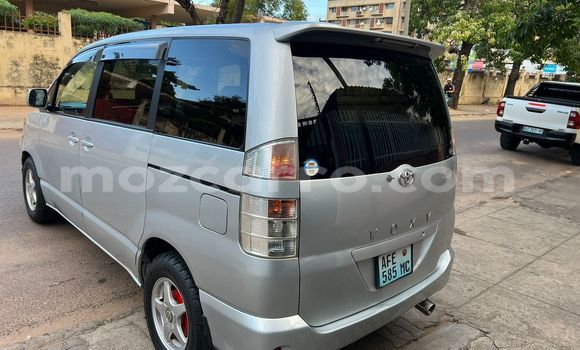 Tenga Tsaru Toyota Voxy Zvimwe Mota in Maputo in Maputo Tenga Tsaru Toyota Voxy Zvimwe Mota in Maputo in Maputo