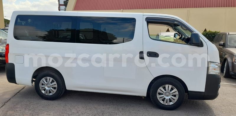 Big with watermark nissan caravan maputo maputo 24931