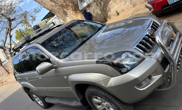 Comprar Usado Toyota Land Cruiser Prado De outros Carro em Maputo em Maputo Comprar Usado Toyota Land Cruiser Prado De outros Carro em Maputo em Maputo