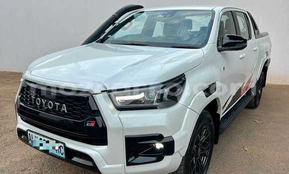 Tenga Tsaru Toyota Hiluxe Revo Chena Mota in Maputo in Maputo Tenga Tsaru Toyota Hiluxe Revo Chena Mota in Maputo in Maputo