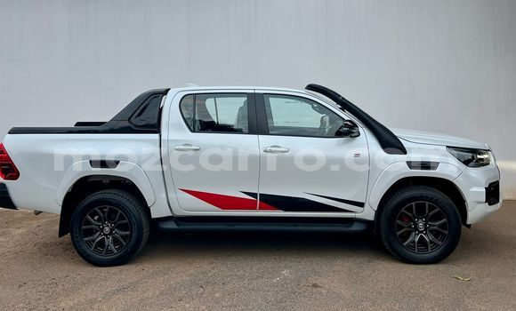 Tenga Tsaru Toyota Hiluxe Revo Chena Mota in Maputo in Maputo Tenga Tsaru Toyota Hiluxe Revo Chena Mota in Maputo in Maputo