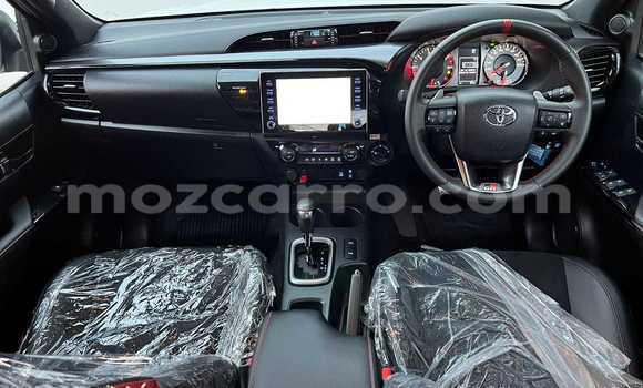 Tenga Tsaru Toyota Hiluxe Revo Chena Mota in Maputo in Maputo Tenga Tsaru Toyota Hiluxe Revo Chena Mota in Maputo in Maputo