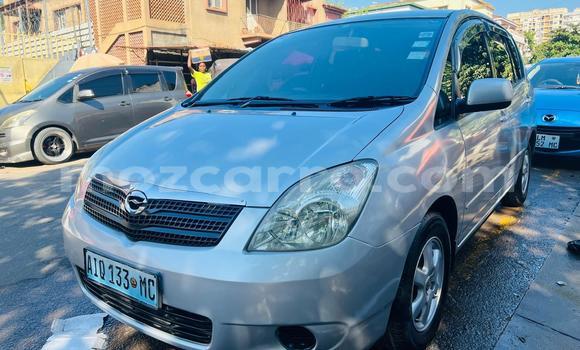 Tenga Tsaru Toyota Spacio Sirivha Mota in Maputo in Maputo