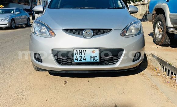 Comprar Usado Mazda Demio Prata Carro em Maputo em Maputo