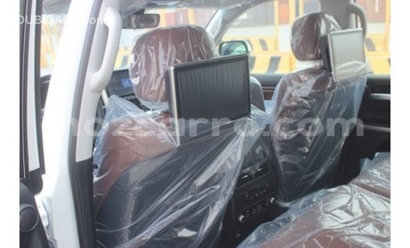 Buy Import Toyota Land Cruiser White Car in Import - Dubai in Cabo Delgado Buy Import Toyota Land Cruiser White Car in Import - Dubai in Cabo Delgado
