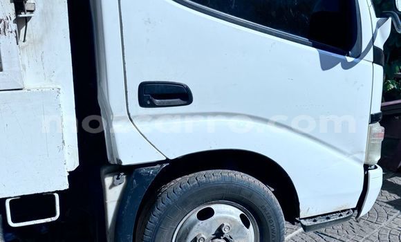 Buy Used Toyota Dyna White Truck in Maputo in Maputo Buy Used Toyota Dyna White Truck in Maputo in Maputo