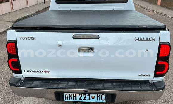 Comprar Usado Toyota Hilux Branco Carro em Maputo em Maputo Comprar Usado Toyota Hilux Branco Carro em Maputo em Maputo