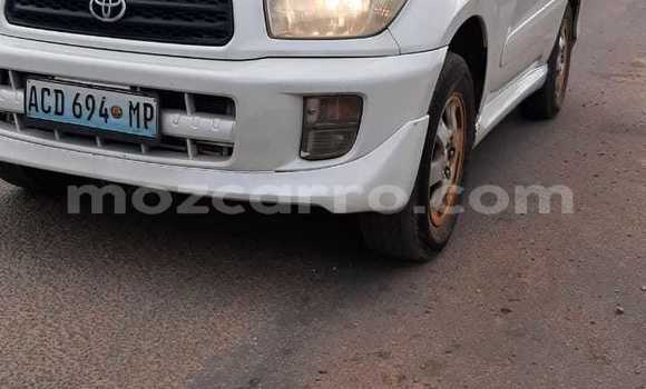 Comprar Usado Toyota RAV4 Branco Carro em Maputo em Maputo Comprar Usado Toyota RAV4 Branco Carro em Maputo em Maputo