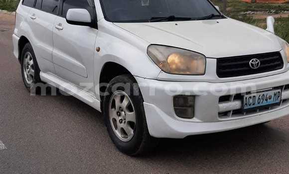 Comprar Usado Toyota RAV4 Branco Carro em Maputo em Maputo Comprar Usado Toyota RAV4 Branco Carro em Maputo em Maputo