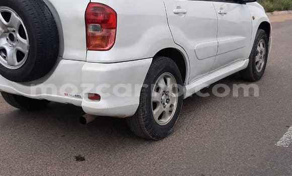 Comprar Usado Toyota RAV4 Branco Carro em Maputo em Maputo Comprar Usado Toyota RAV4 Branco Carro em Maputo em Maputo